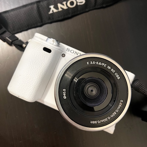 Sony Other - Sony a6000 Camera